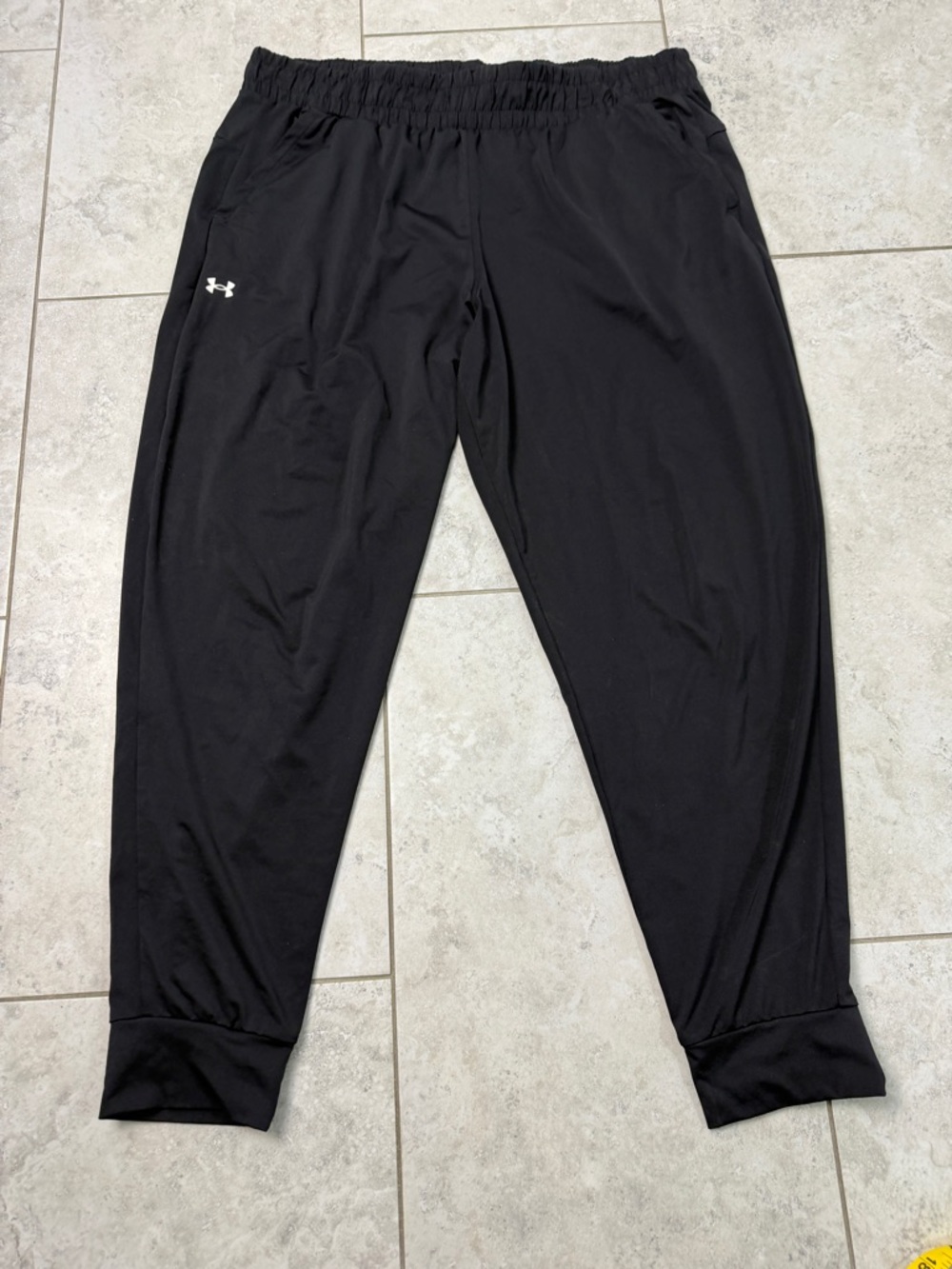 Under Armour Jogger Pants Men XL Black Athletic Sweatpants Stretch Workout Gym